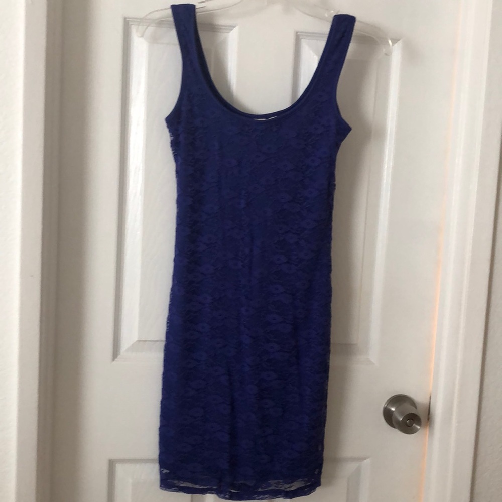 Blue dress - Picture 2 of 5